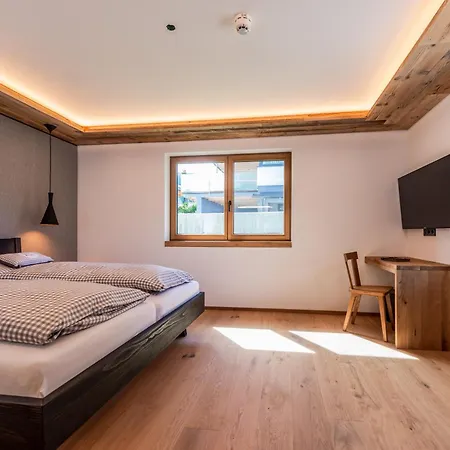 Apartment Almadel - Appartementhaus In Schladming-dachstein